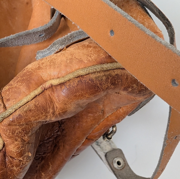 Vintage Beckman Style Rucksack Brown Leather Backpack - Picture 5 of 16